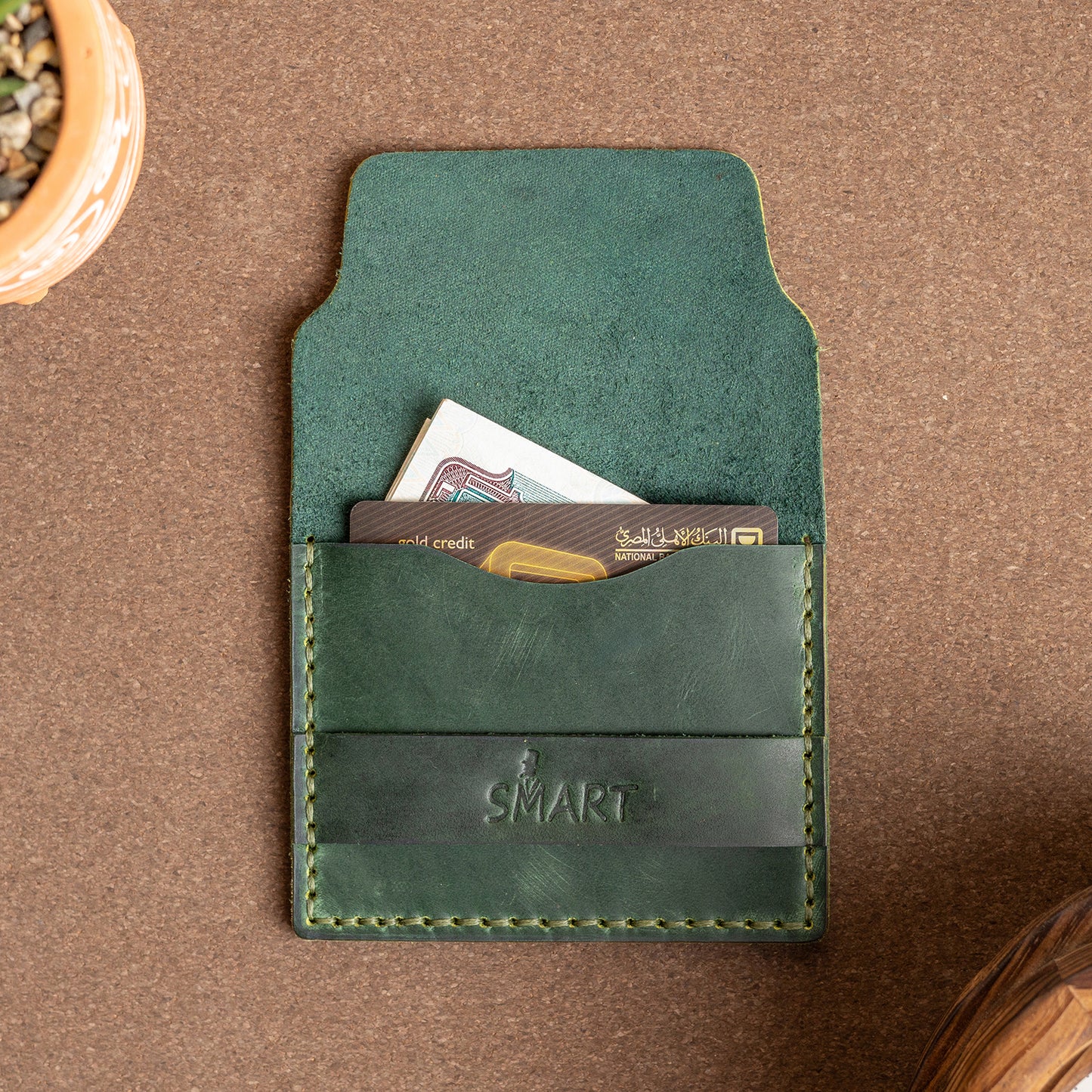 Flap card holder | Olive