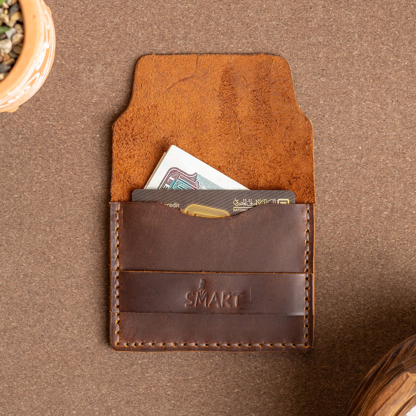 Flap card holder | Brown